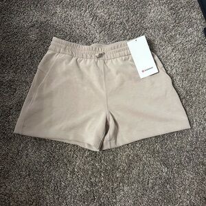 Lululemon soft-stream shorts